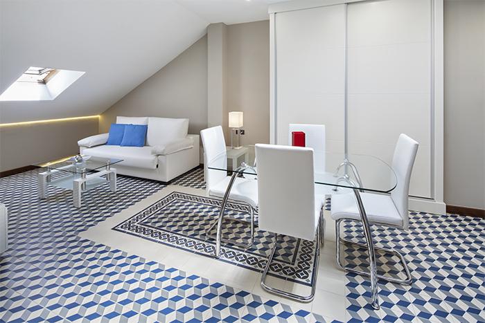 decoración de interiores en casas, housmy, uso de patrones en decoración, portal inmobiliario, decoracion de interiores