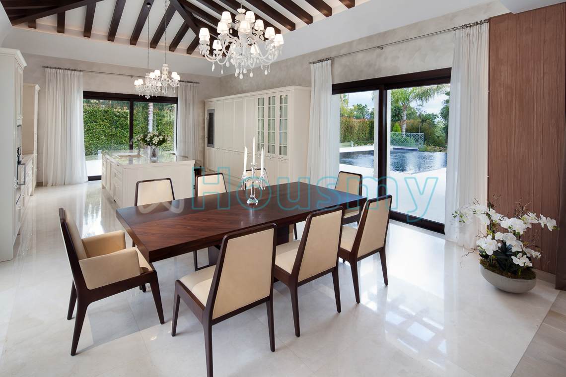luxury-dining-room Dinning room of large villa for sale in spain. Housmy